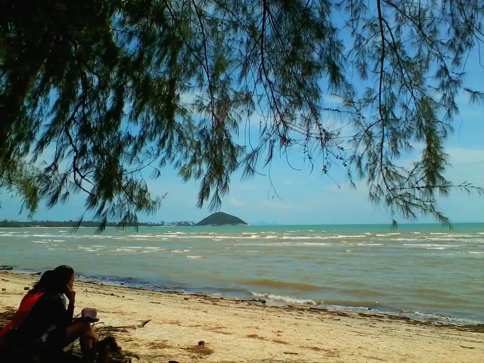 The beach at Lipa Noi on the west coast of Koh Samui