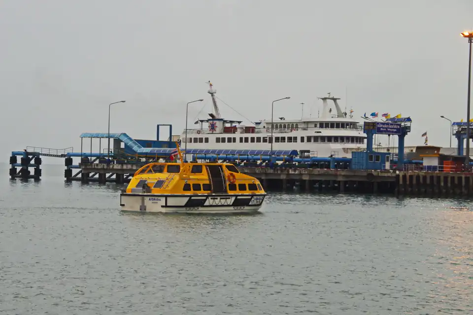 Nathon harbour on Koh Samui, with a tender and the ferry pier