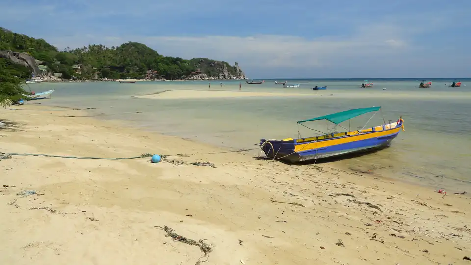 Chalok Baan Kao beach