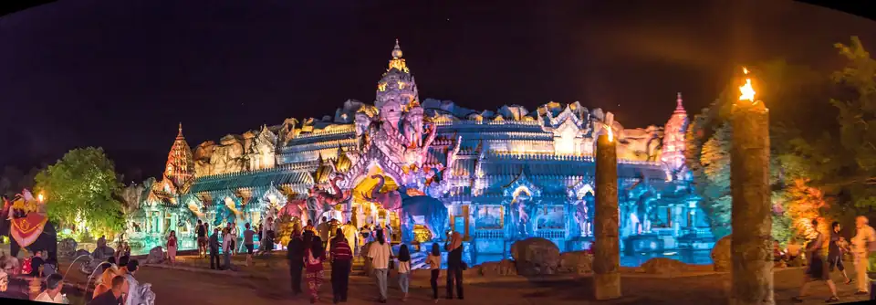 The Palace of the Elephants at night, in panorama