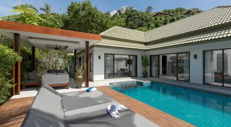 Karon Beach Pool Villa - Sha Extra Plus