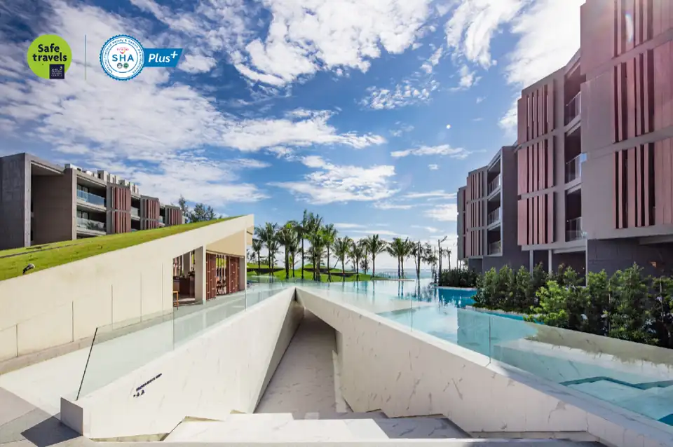 La Vela Khao Lak